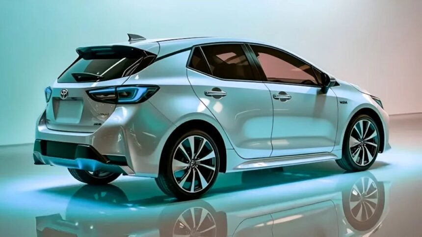 Toyota Corolla Hatchback 2025: सिर्फ ₹60,000 डाउन पेमेंट और ₹6,823 EMI पर घर ले जाएं ये धांसू कार