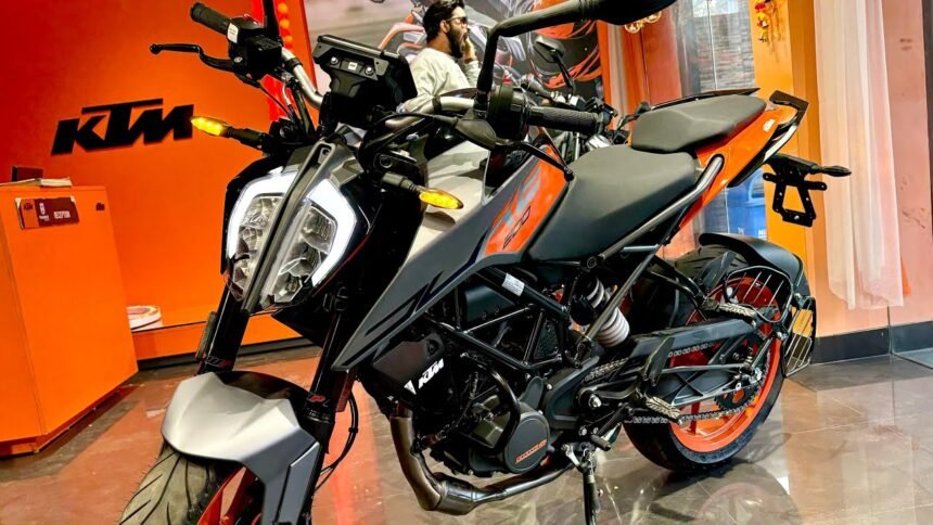 सिर्फ ₹11,953 में खूबसूरत डिजाइन और 35.5kmpl के माइलेज वाली KTM 200 Duke bike, जानें कीमत और फीचर्स